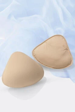 Erstprothese TriFirst -Mode Dessous Geschäft 1019x 3small2 1280x1280