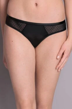 Rosa Faia Shorty Eve