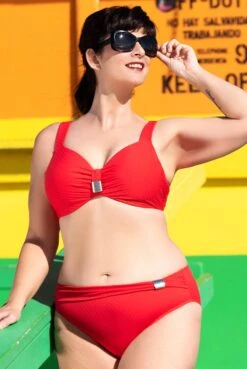 Bikini-Oberteil St. Tropez -Mode Dessous Geschäft Ulla Bikinioberteil St Tropez 9122 Slip 9133 Rot 1 1280x1280