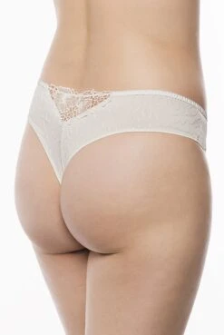 String Maxima -Mode Dessous Geschäft ul 1138 ecru model hinten 1280x1280